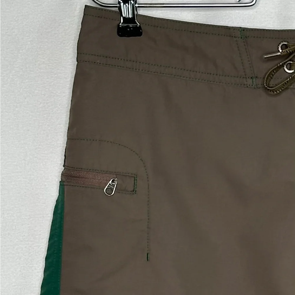 Patagonia Colorblock Green Brown Board Shorts Nylon Lace Side Zip Pocket Sz 32‎
